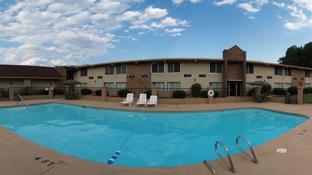 Western Riverside 3*