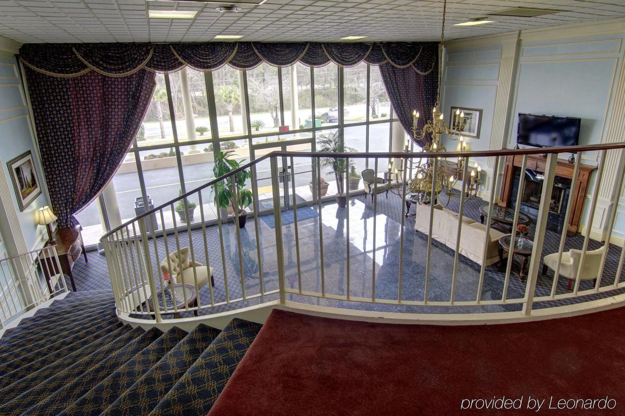 Western Riverside Hotel 3*