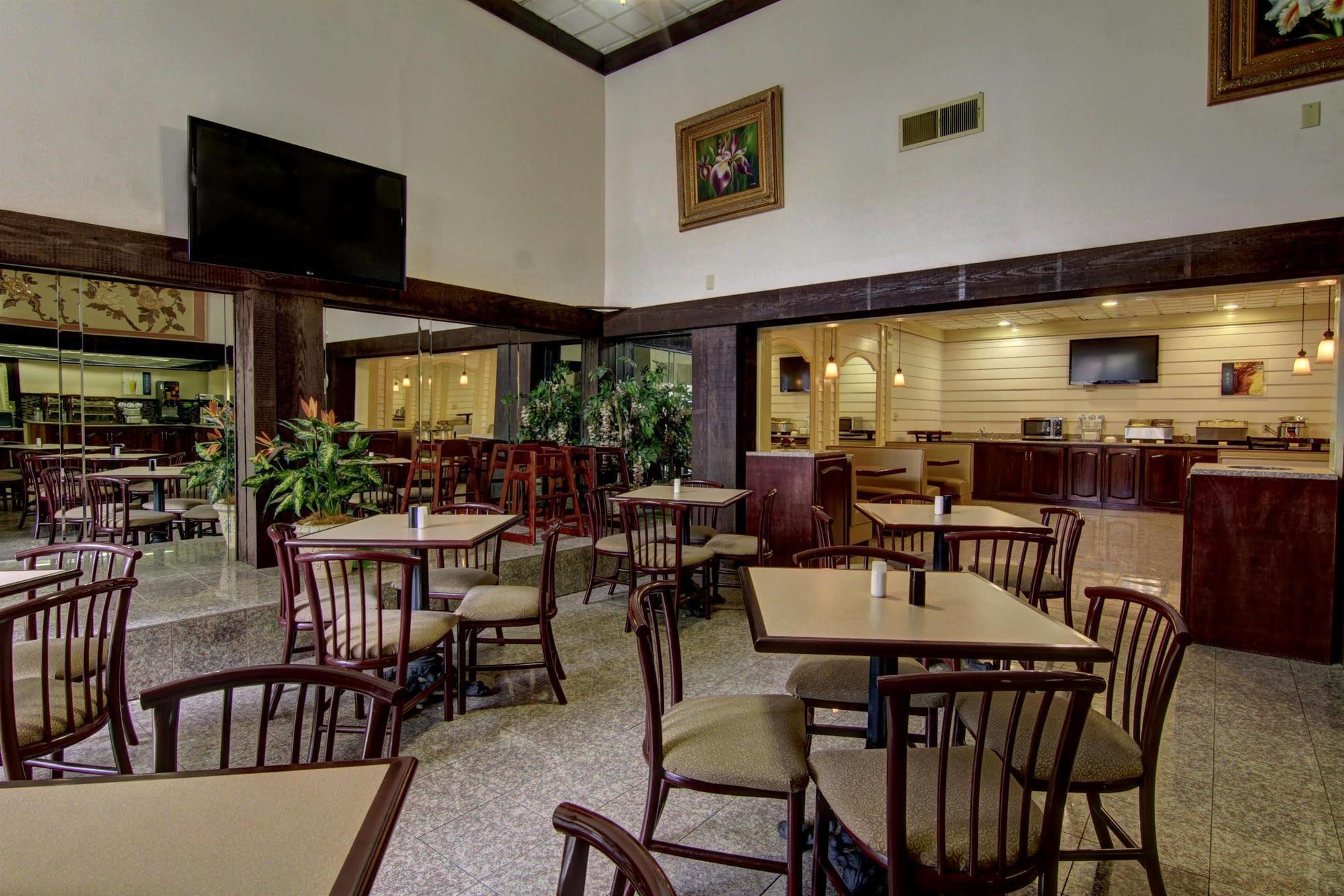 Western Riverside Hotel Macon