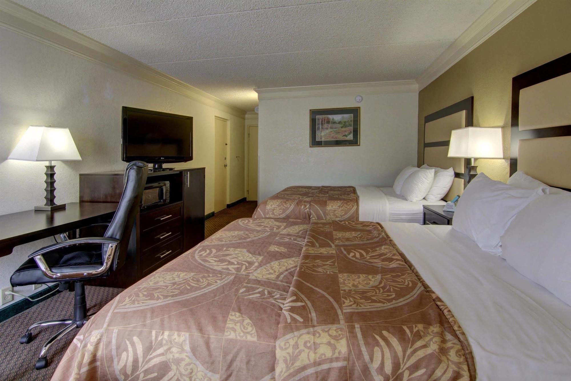 Hotel Western Riverside