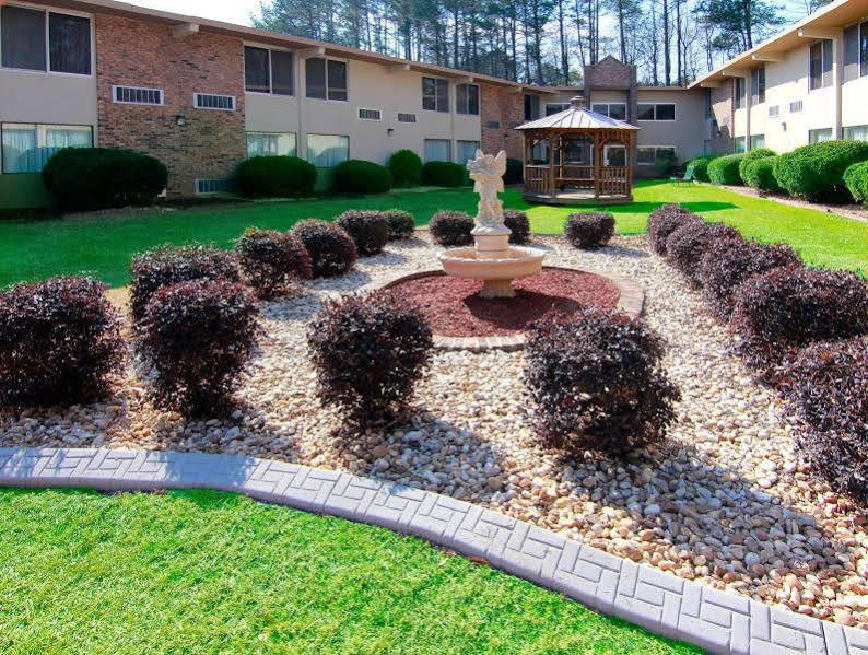 Western Riverside Macon