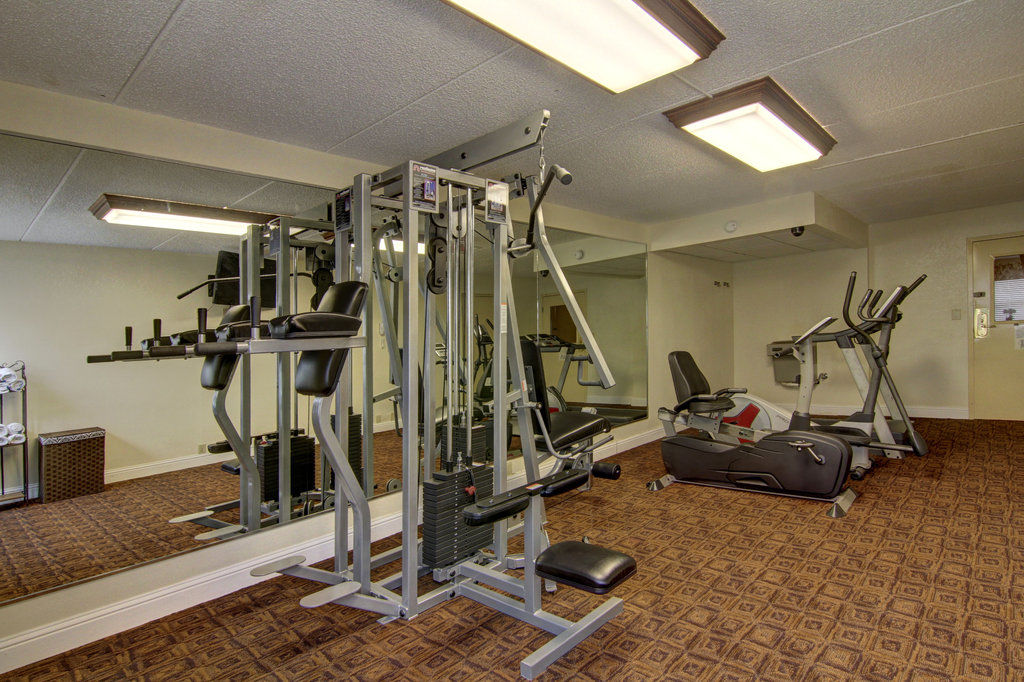 Western Riverside Hotel 3*