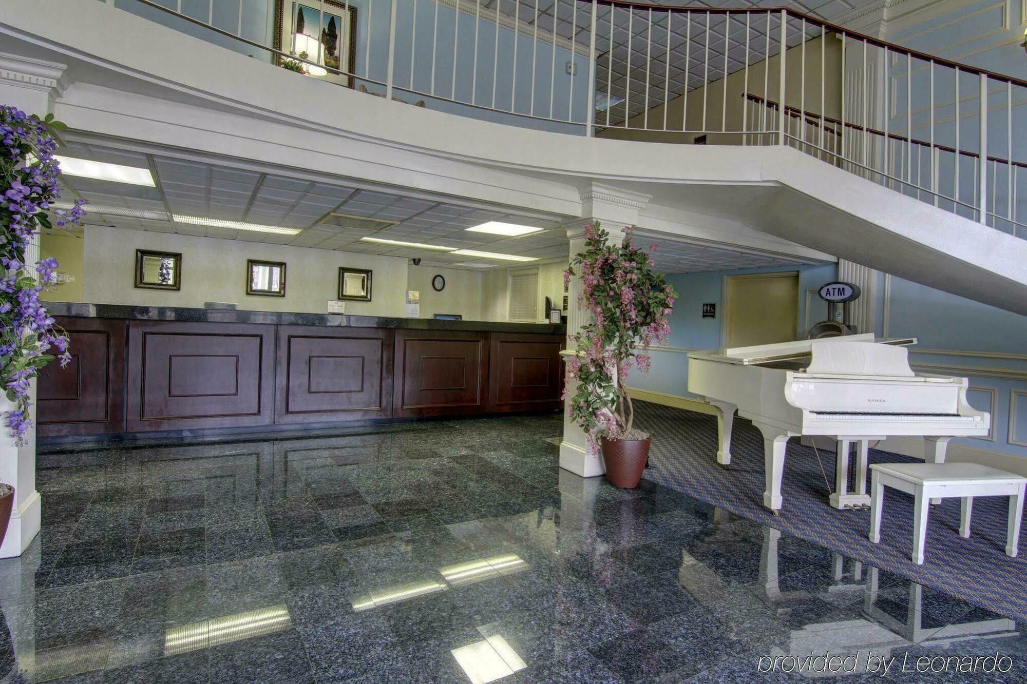 Hotel Western Riverside